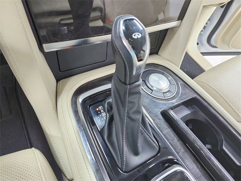 Used 2023 INFINITI QX80 Luxe w/ Cargo Package image 29