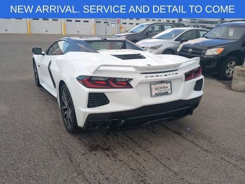 Certified 2023 Chevrolet Corvette Stingray Premium Conv w/ Z51 Performance Package RWD image 4