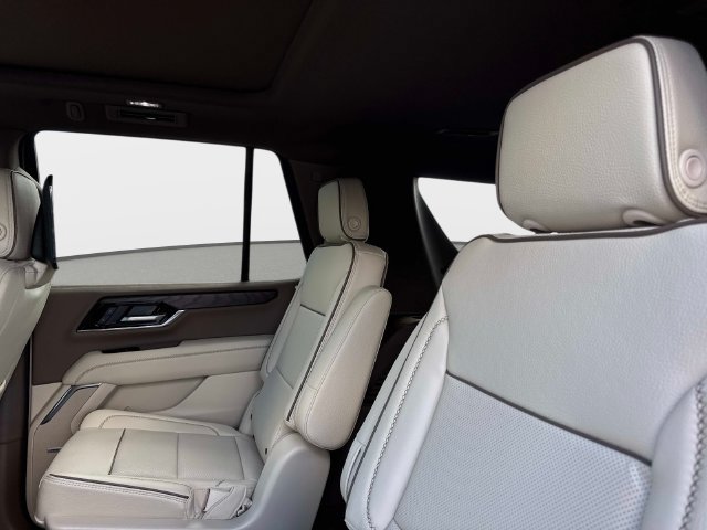 New 2026 GMC Yukon Denali w/ Advanced Technology Package AWD/4WD image 14