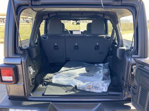 New 2026 Jeep Wrangler Unlimited Sport AWD/4WD image 40
