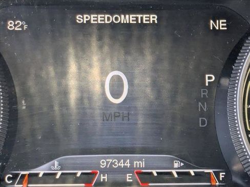 Used 2017 Jeep Cherokee Limited FWD image 10