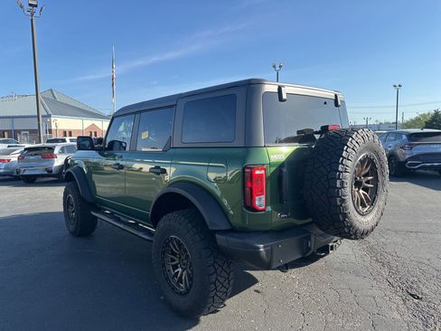 Used 2023 Ford Bronco Black Diamond image 4