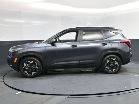 New 2026 Kia Seltos S image 8