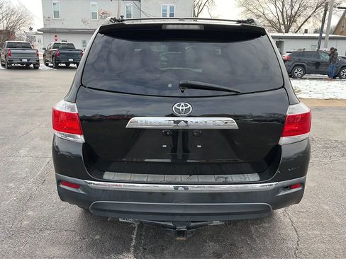 Used 2011 Toyota Highlander SE image 6