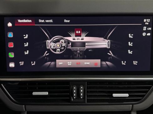 Used 2022 Porsche Cayenne GTS AWD/4WD image 46