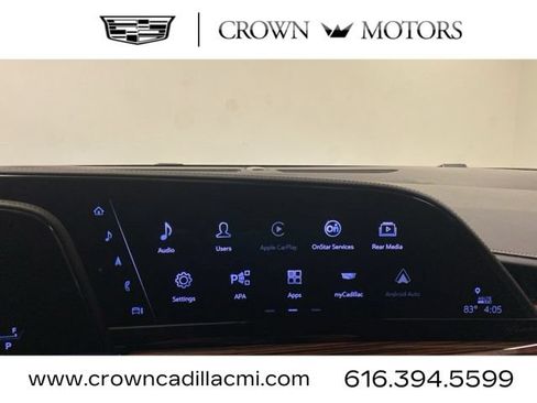 Certified 2024 Cadillac Escalade Premium Luxury AWD/4WD image 11