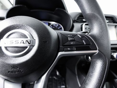 Used 2020 Nissan Versa S FWD image 29