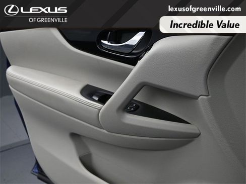 Used 2020 Nissan Rogue Sport SV w/ All-Weather Package image 23