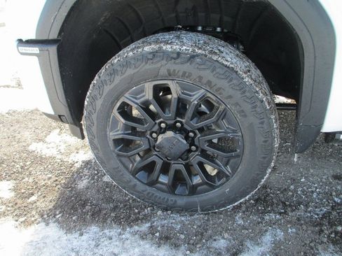 New 2026 GMC Sierra 2500 Denali Ultimate image 12