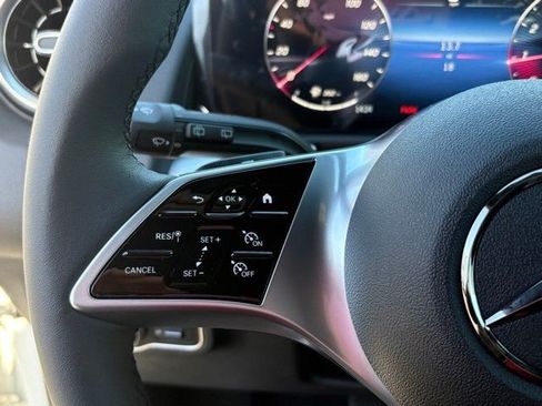 New 2026 Mercedes-Benz GLB 250 4MATIC image 15