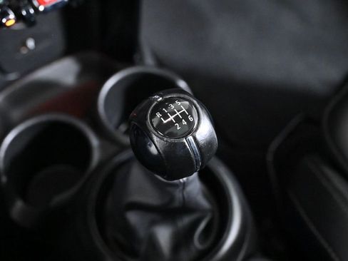 Used 2019 MINI Cooper S image 16