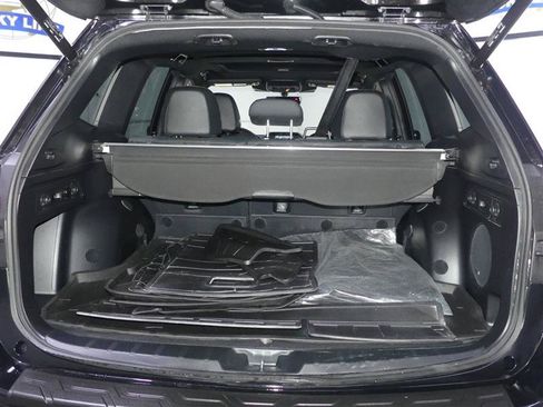 Used 2022 Subaru Forester Wilderness AWD/4WD image 9