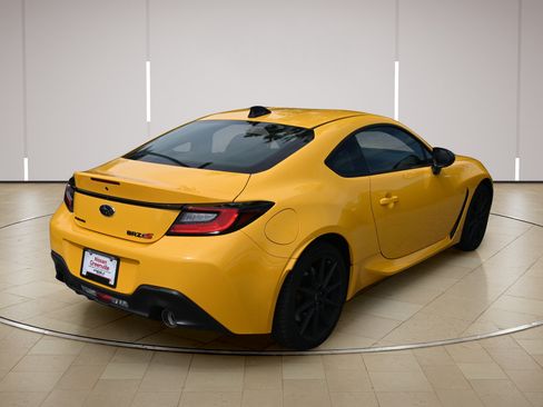 Used 2026 Subaru BRZ Series.Yellow RWD image 5