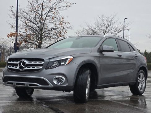 Certified 2019 Mercedes-Benz GLA 250 4MATIC image 11