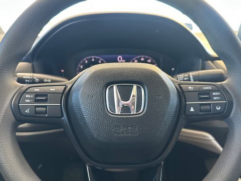 Used 2025 Honda Accord SE image 22