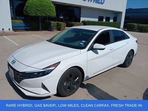 Certified 2023 Hyundai Elantra Blue FWD image 1
