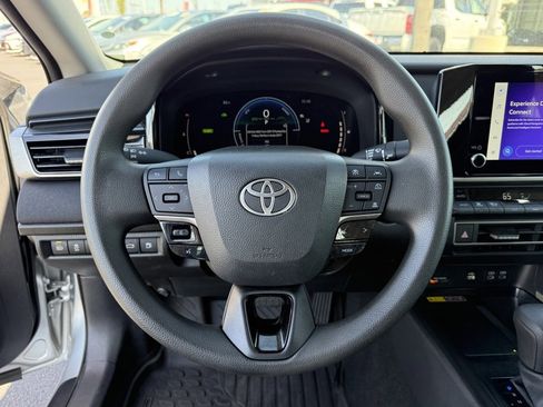 Certified 2025 Toyota Camry LE image 21
