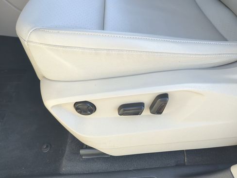 Used 2021 Volkswagen Atlas SE image 14