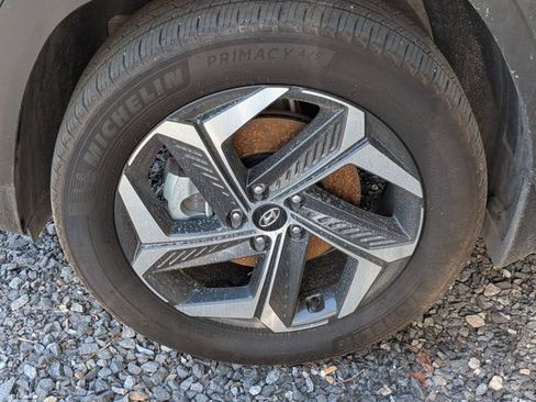 Certified 2024 Hyundai Tucson Limited AWD/4WD image 4