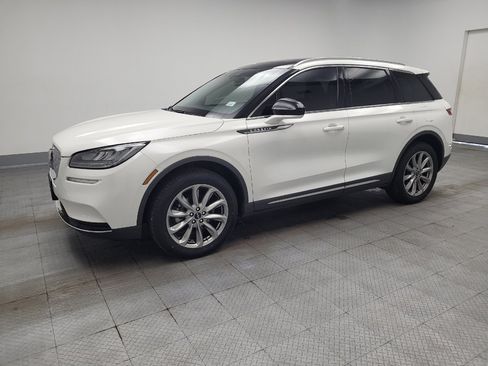 Used 2022 Lincoln Corsair AWD w/ Premium Package image 2