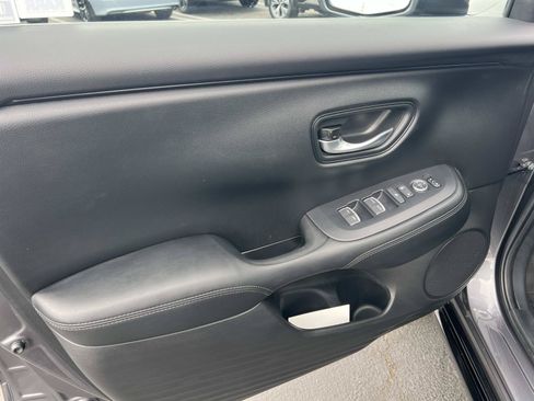Certified 2026 Honda HR-V EX-L image 6