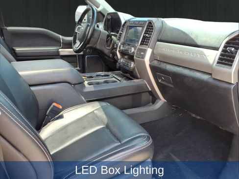Used 2020 Ford F350 Lariat w/ Lariat Ultimate Package AWD/4WD image 19