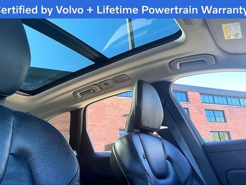 Used 2023 Volvo XC60 B5 Plus w/ Climate Package image 19
