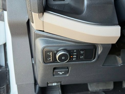 Used 2023 Ford Bronco Wildtrak AWD/4WD image 20