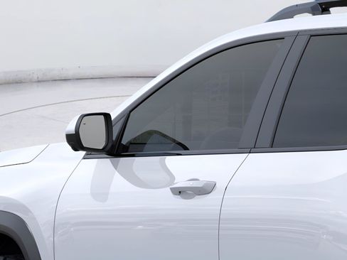 New 2027 Chevrolet Equinox ACTIV w/ Safety and Technology Package FWD image 12