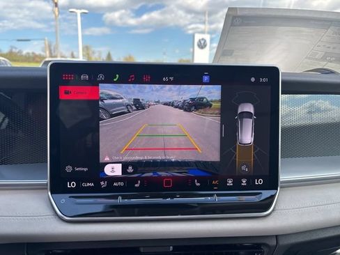 New 2026 Volkswagen Tiguan SE AWD/4WD image 2
