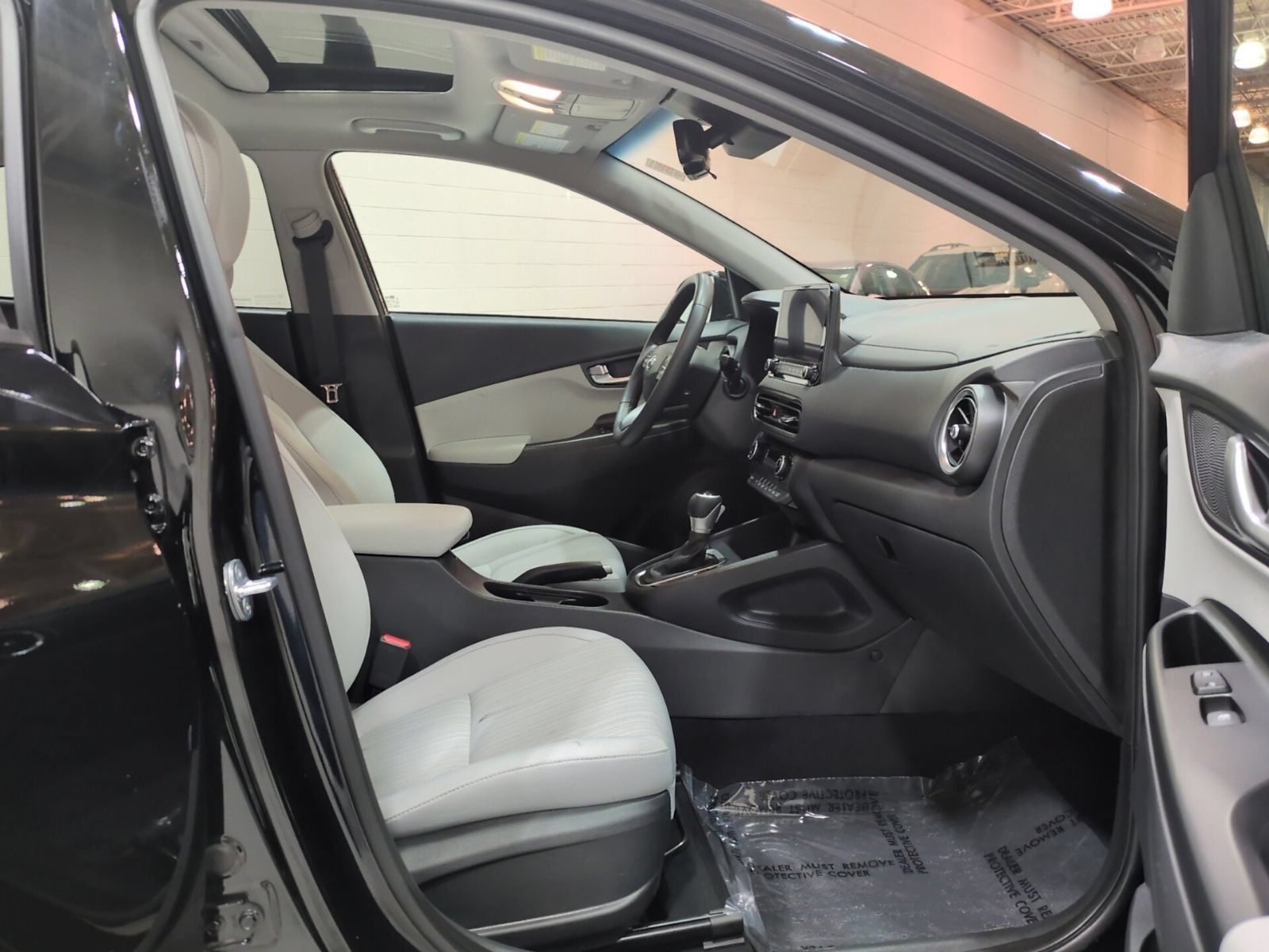 Certified 2023 Hyundai Kona SEL w/ Convenience Package AWD/4WD image 9