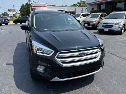 Used 2019 Ford Escape SEL AWD/4WD image 3