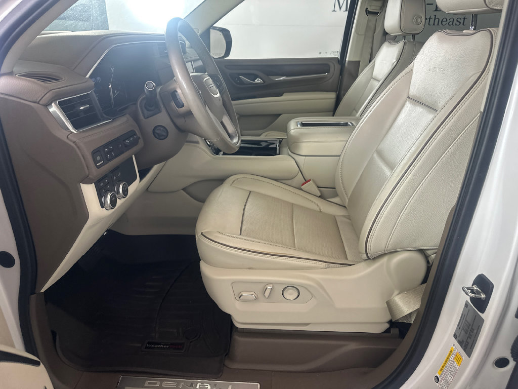 Used 2021 GMC Yukon XL Denali AWD/4WD image 3