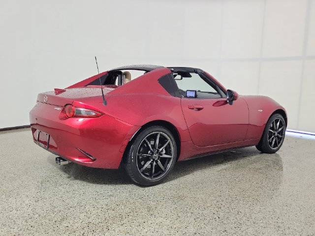 Used 2020 MAZDA MX-5 Miata RF Grand Touring RWD image 5