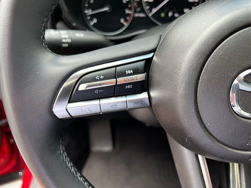 Used 2025 MAZDA CX-50 AWD 2.5 S w/ Premium Package image 31