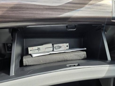 Used 2017 Honda Accord EX-L image 29