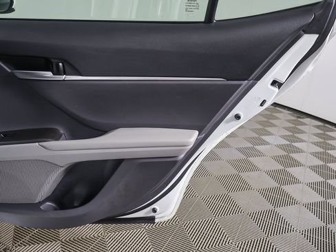 Used 2024 Toyota Camry LE image 19