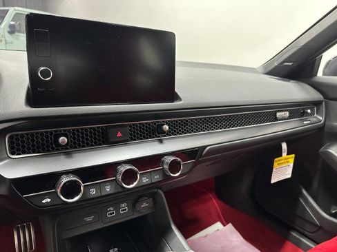 Used 2025 Honda Civic Type R image 38