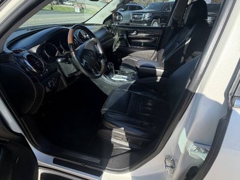 Used 2013 Buick Enclave Leather w/ Trailering Provision Package FWD image 19