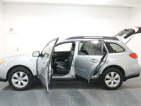 Used 2012 Subaru Outback 2.5i Limited w/ Moonroof Pkg image 25