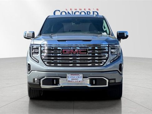 New 2026 GMC Sierra 1500 Denali image 9