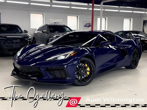 Used 2025 Chevrolet Corvette Stingray Premium Cpe w/ Z51 Performance Package image 1