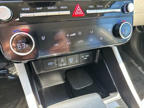 Used 2025 Hyundai Tucson SEL AWD/4WD image 23