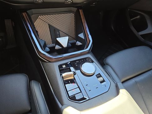 Used 2025 BMW X3 xDrive30i image 22