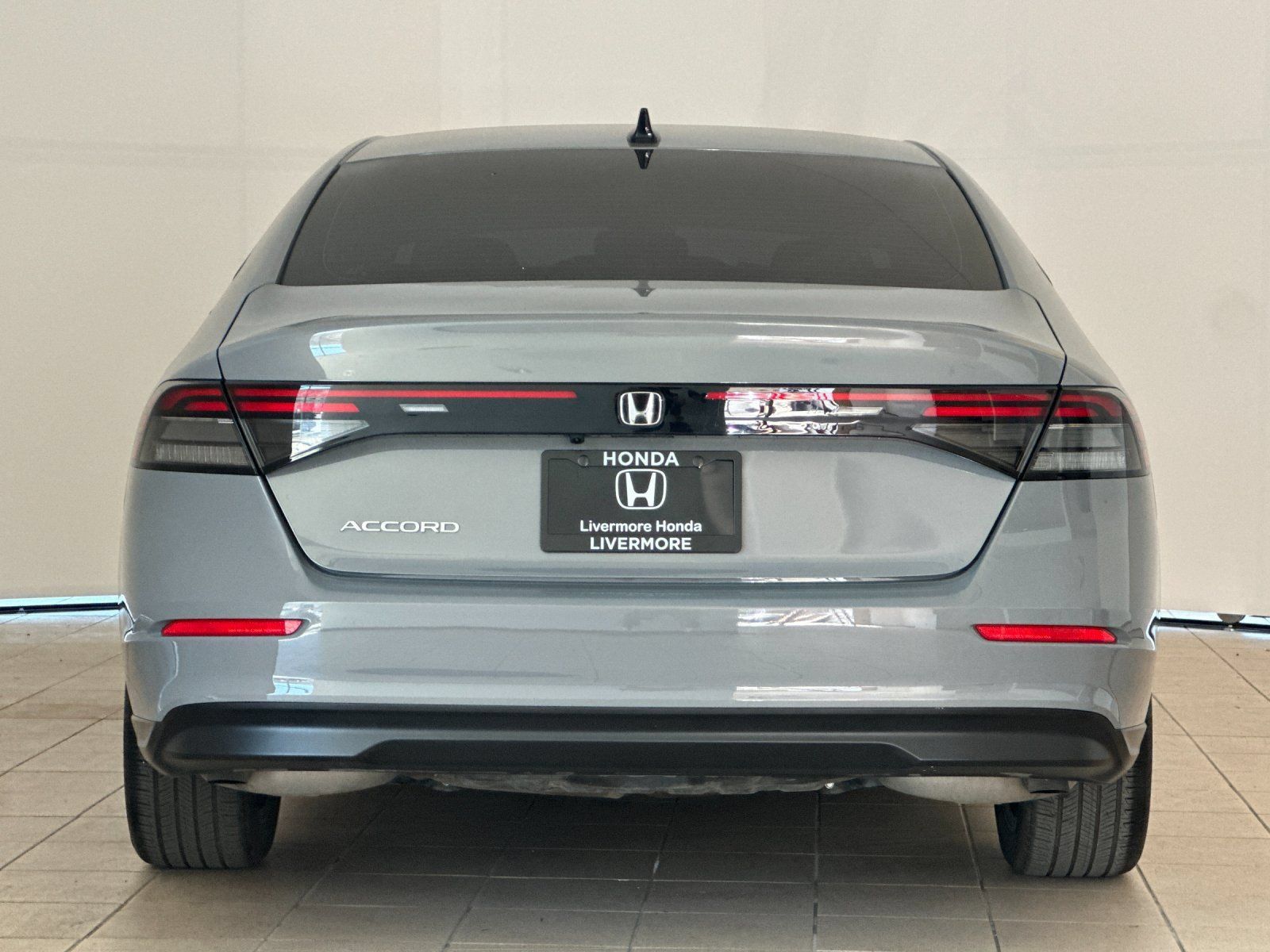 Used 2025 Honda Accord SE image 5