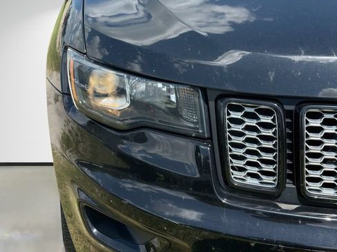Used 2021 Jeep Grand Cherokee Laredo X RWD image 9