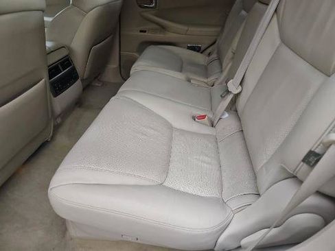 Used 2013 Lexus LX 570 4WD image 28