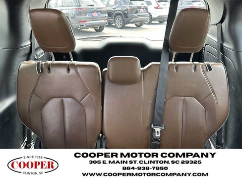 Used 2017 Chrysler Pacifica Limited w/ UConnect Theater Package FWD image 20