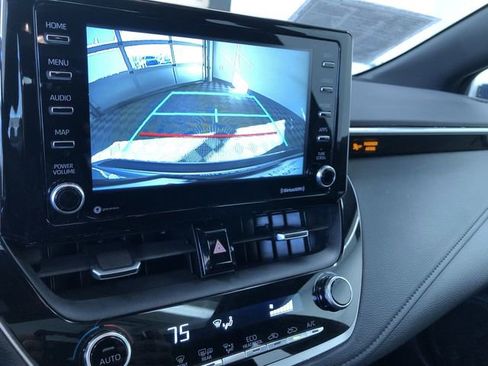 Certified 2021 Toyota Corolla SE w/ SE Premium Package image 27