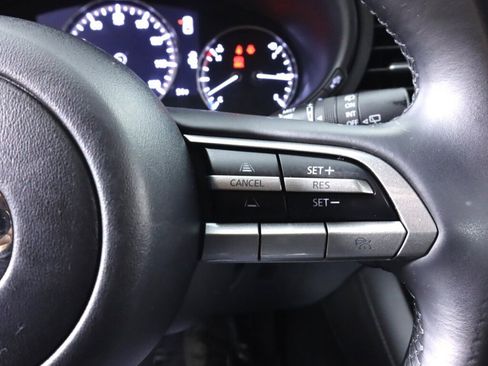 Used 2021 MAZDA MAZDA3 s FWD image 13